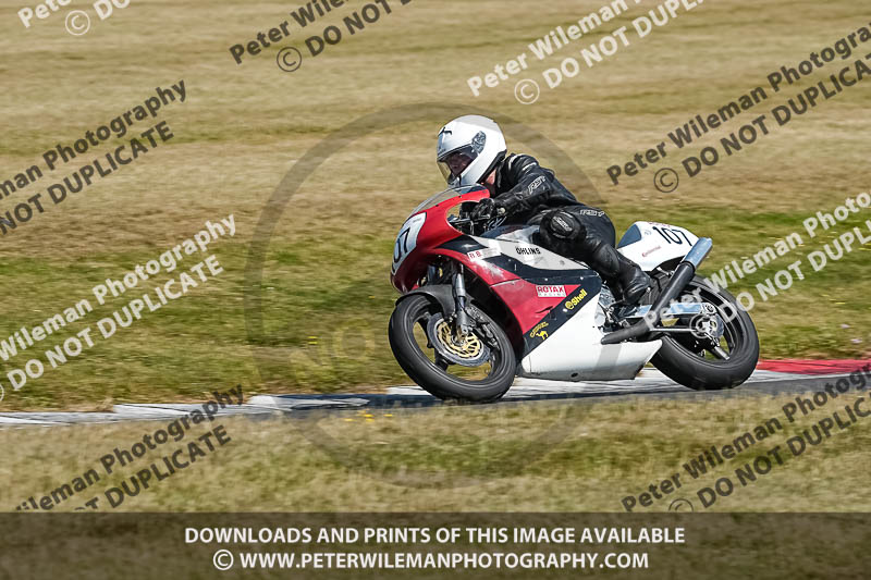 cadwell park;cadwell park photographs;cadwell trackday photographs;enduro digital images;event digital images;eventdigitalimages;peter wileman photography;racing digital images;trackday digital images;trackday photos